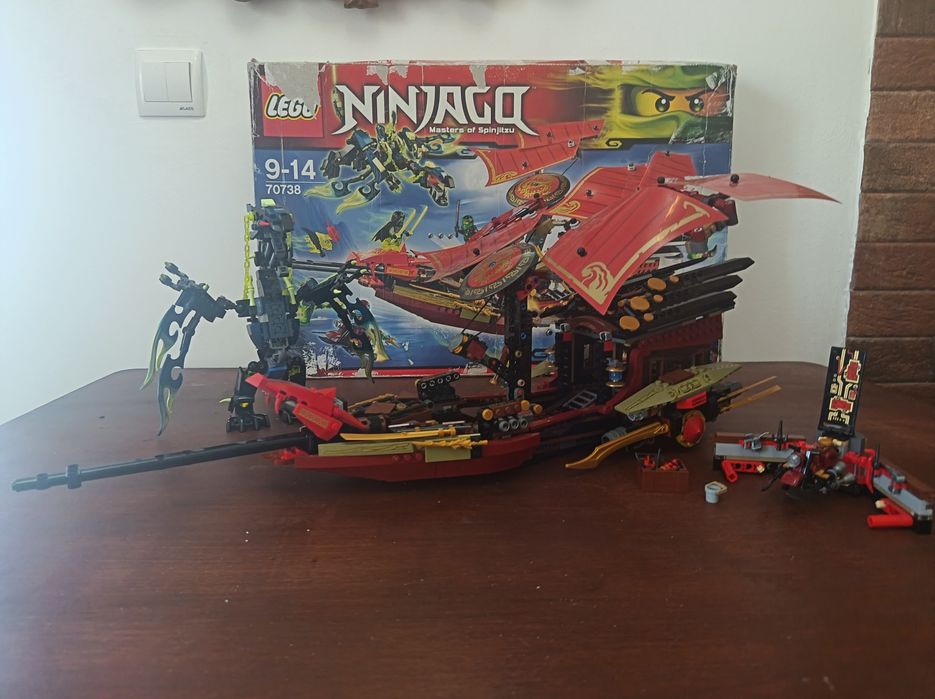 Lego ninjago final flight of Destinys Bounty