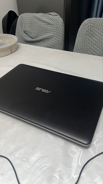 Ноутбук ASUS X540L