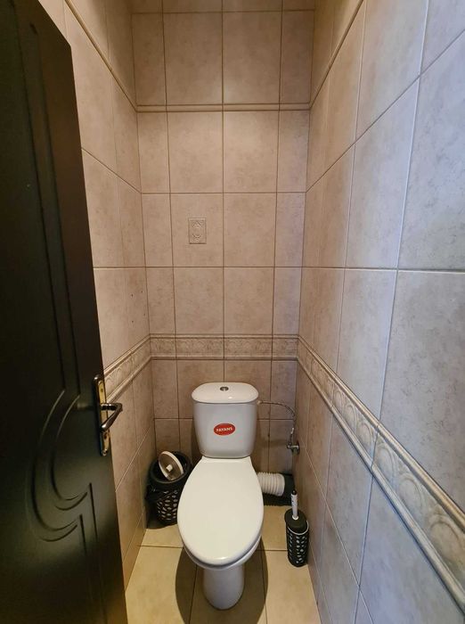 Продава се Магазин в Хасково, Училищни - 300 кв.м за 4 €/кв.м - Снимка #8