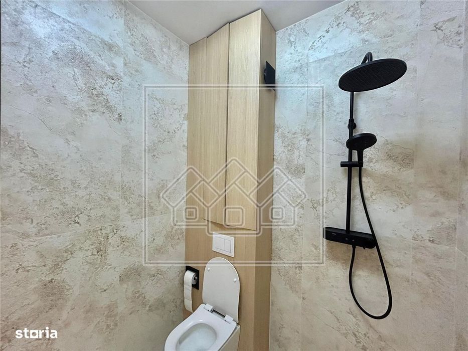Apartament 3 camere, balcon, etaj 1, parcare - Zona Turnisor