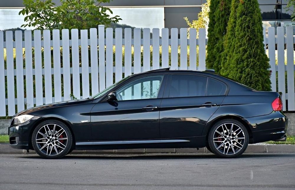 Vând BMW E90 2.0 177 Cp