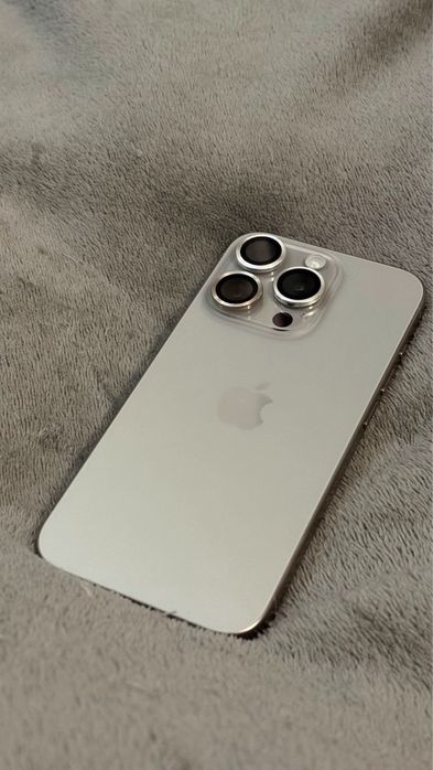 Продам iphone 15 pro