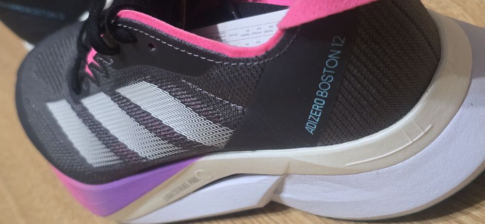 Adidas ADIZERO Boston 12