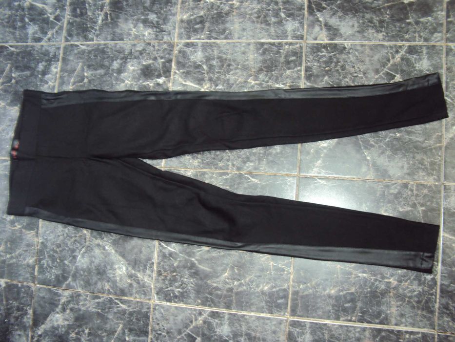 Одежда на девочек. Размер 40-42  (можно для школы)