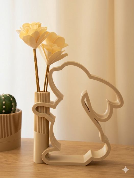 Vază decorativă modernă, cadoul perfect de Paști