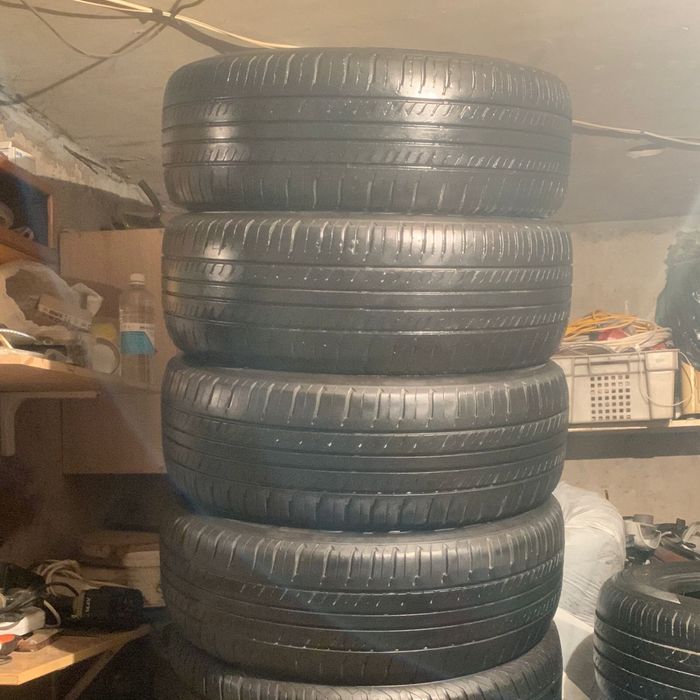 Продам летний комплект шины