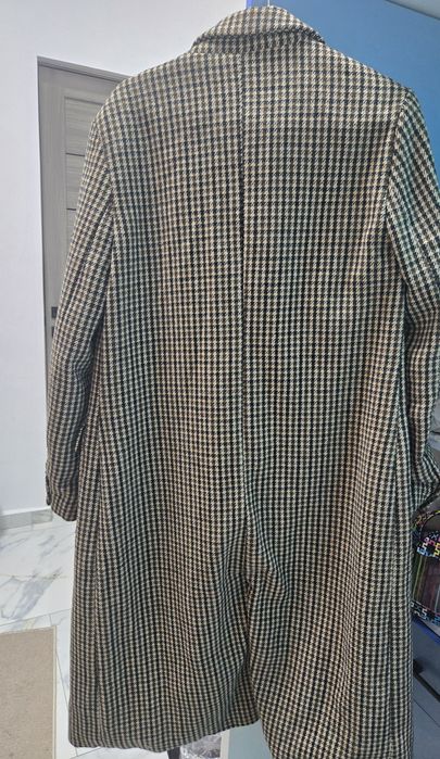 Длинное Пальто Stradivarius в клетку
Клетку