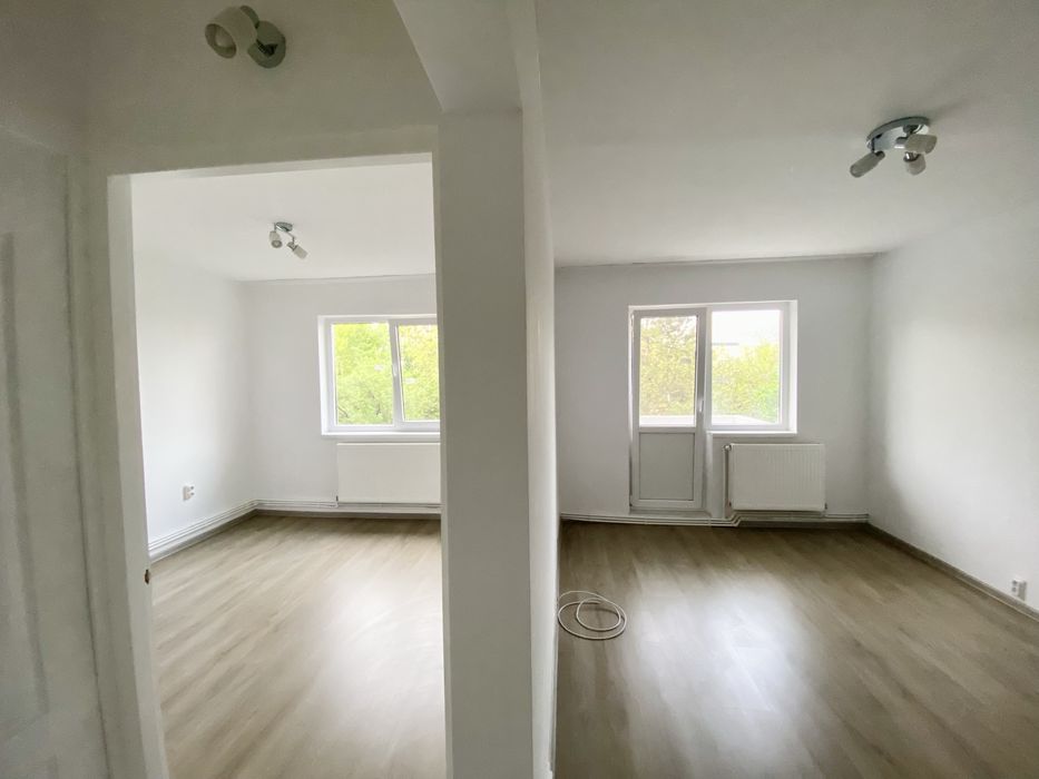 Proprietar - Vand apartament 2 camere/renovat 2026