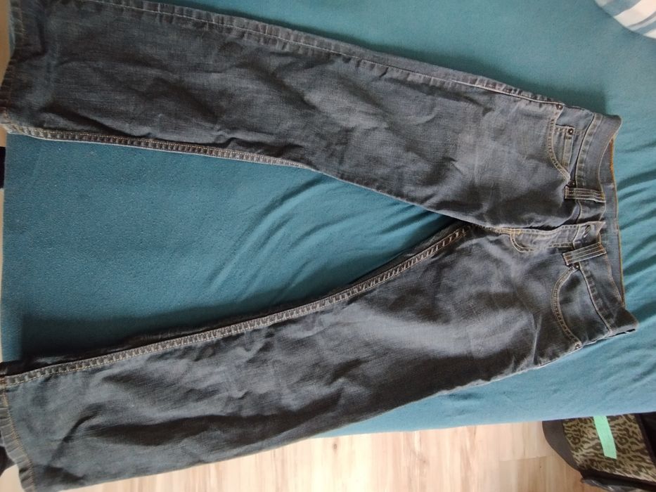 Оригинални дънки levi's