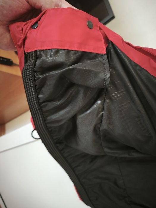 Яке XL с гъши пух, непромокаемо, качулка с естествен косъм