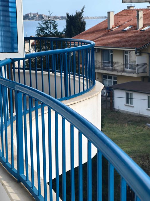 двустаенв Равда до морето