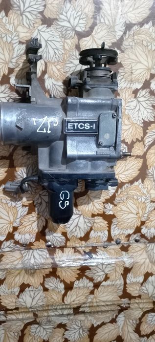 Дроссельная заслонка на двигатель 2 JZ