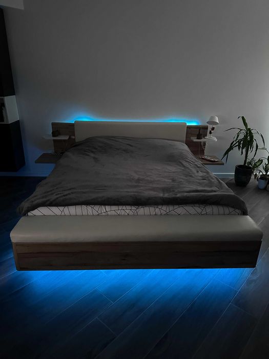 Pat 180x200, noptiere incorporate, lada si LEDURI - XXXLutz