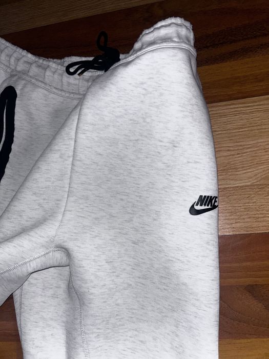 Compleu Nike Tech Alb