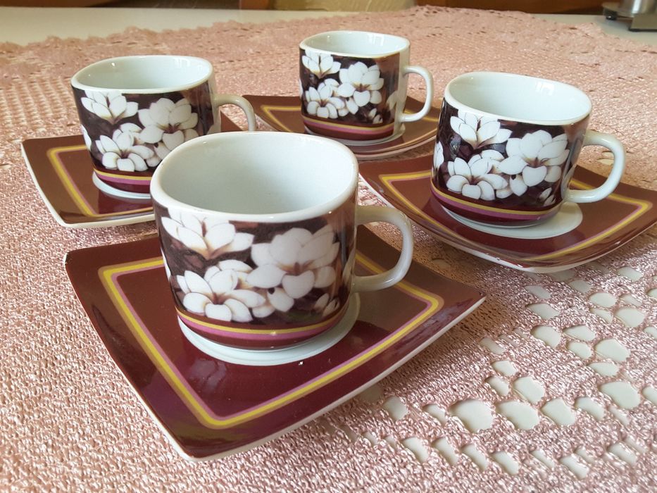 Сервиз за късо кафе