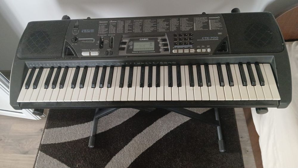 дигитално пиано casio (йоника)