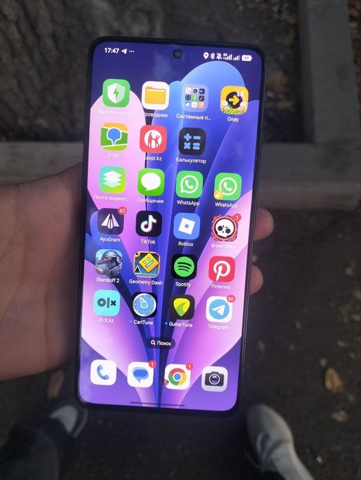 Poco f6 12/512gb