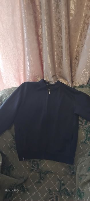 Одежда для мальчиков джемпер,пиджак, джинсы