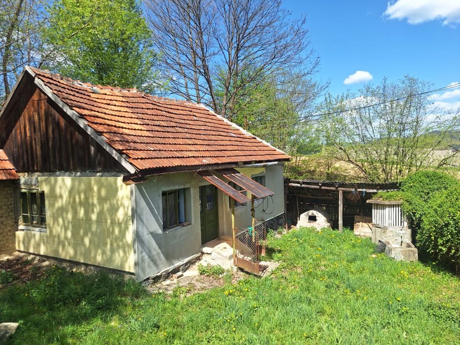 Casa + teren Cornitel