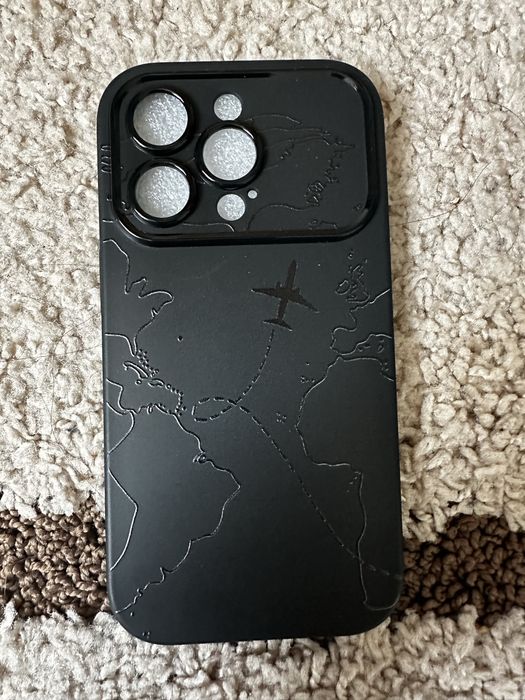 Чехлы на iphone 14 pro