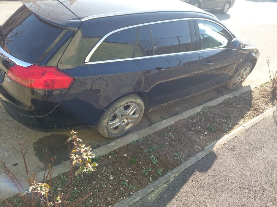 Vand Opel Insignia automat 2.0 Cdti