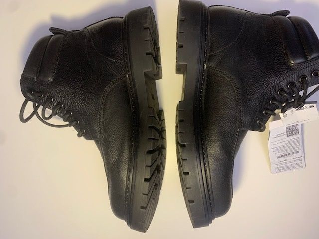 Ботинки кожанные 41 рр Zara