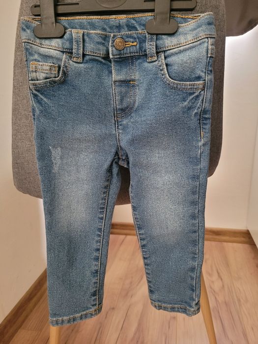 Като нови!Детски дънки,р-р 86-92.