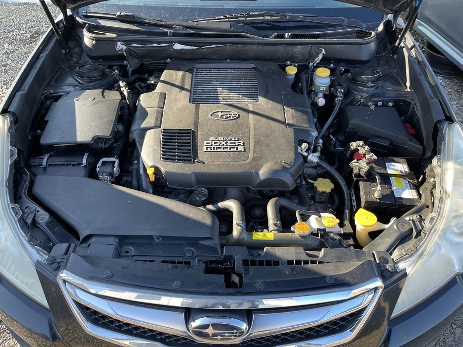 Subaru Legacy 2.0d 2010 Комби На части