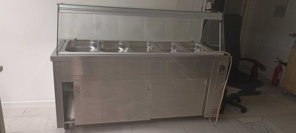 Vitrina caldă bain marie 2 m
