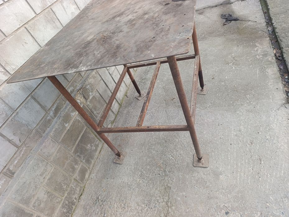 Верстак железный