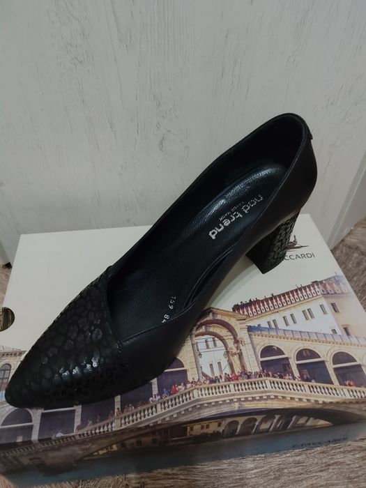 Продам туфли.. .кожа