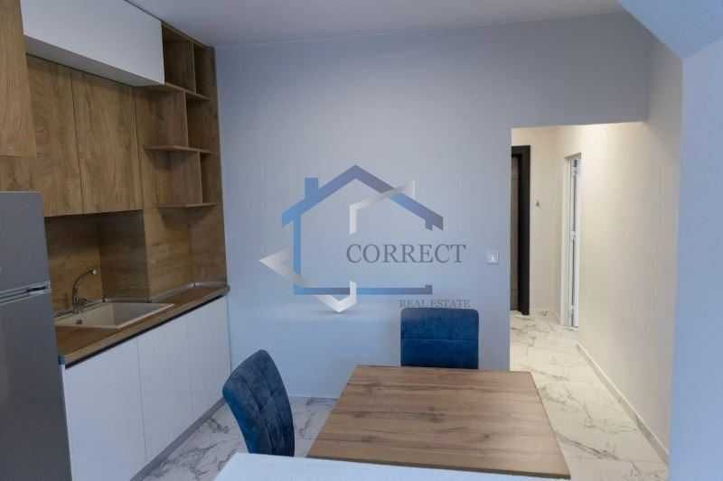 Дава се под наем Двустаен апартамент в Варна, Възраждане 2 - 65 кв.м за 357 € - Снимка #2