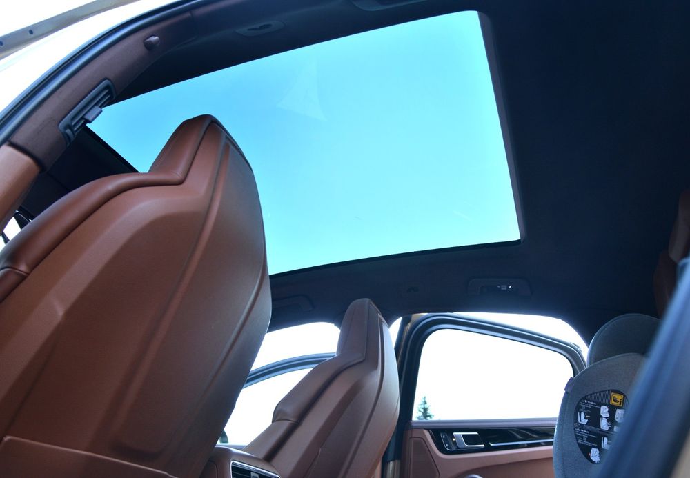 Porsche Cayenne Platinum Edition