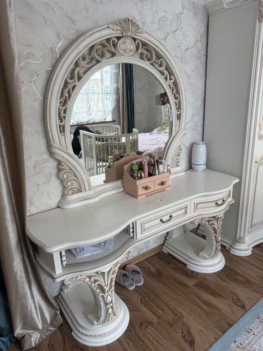 Продам спальный гарнитур двуспалька