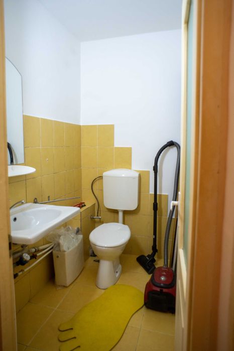 Apartament spatios cu 4 camere, zona centrala Bistrita
