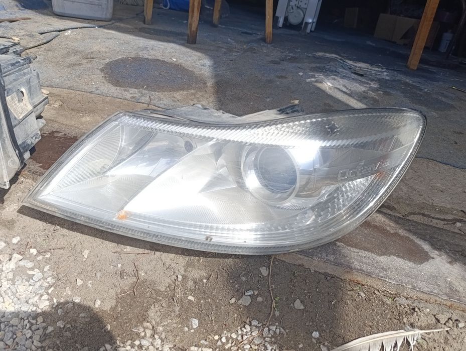 Продам Фары на шкоду