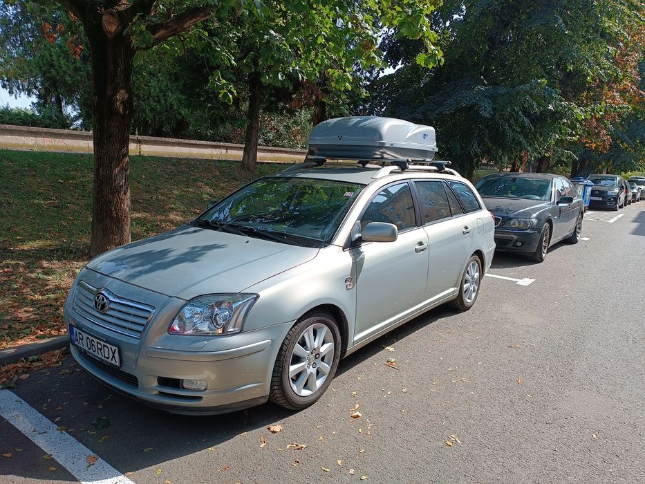Toyota avensis 2l diesel