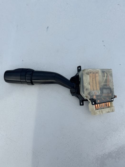 Срочно продам гитара рулевой Toyota Windom 10