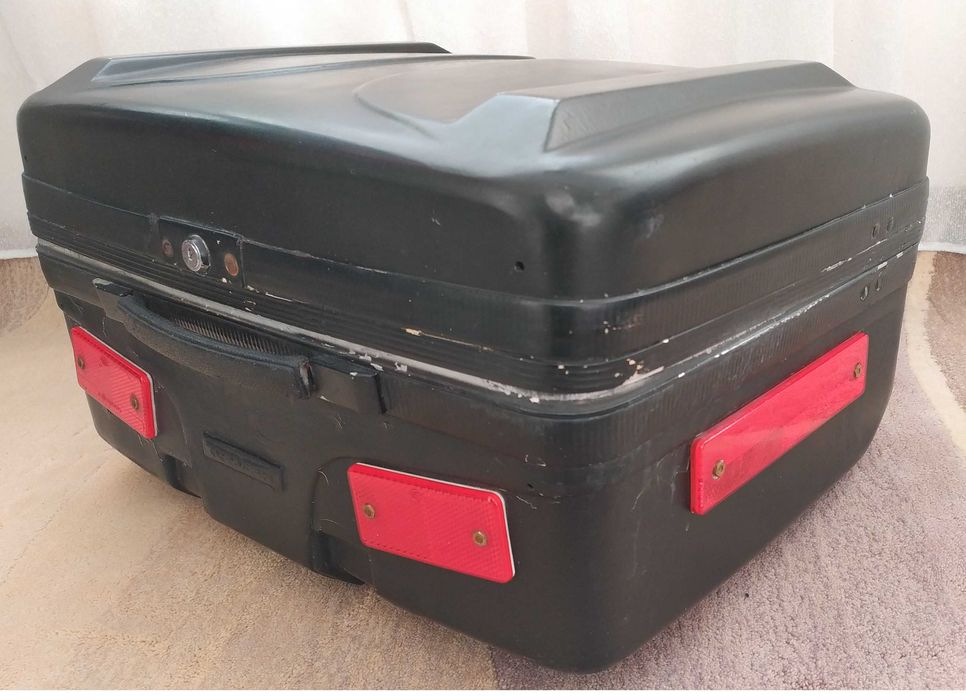 Багажник - куфар за мотор