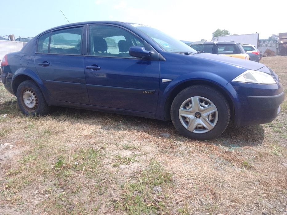 Dezmembrez Renault Megane Berlină  2 1.6 16V