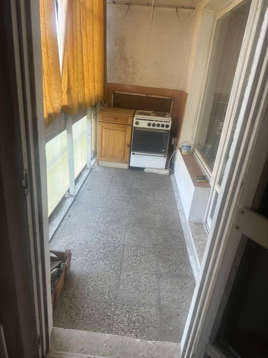 Продава се Двустаен апартамент в Русе, Родина 3 - 67 кв.м за 1075 €/кв.м - Снимка #4