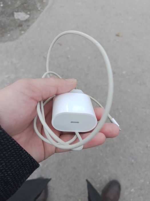 Продам Адаптер iPhone оригинал