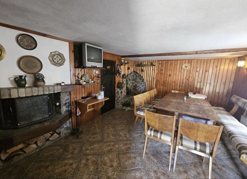 Продава се Къща в с. Говедарци, Област София-област - 308 кв.м за 422 €/кв.м - Снимка #3