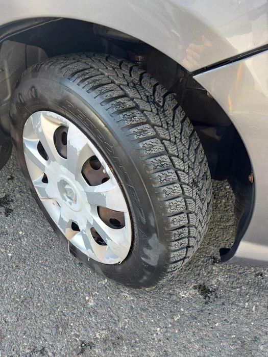 Vând Renault Symbol 2011 ultimul pret 1.700€ de la 2.200€