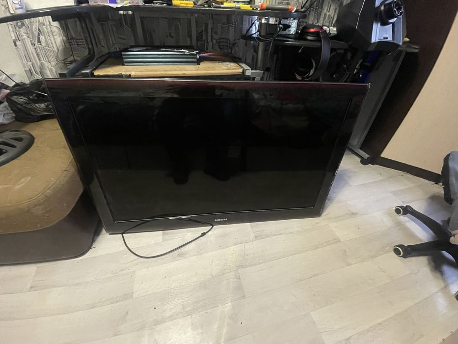 Большой телевизор