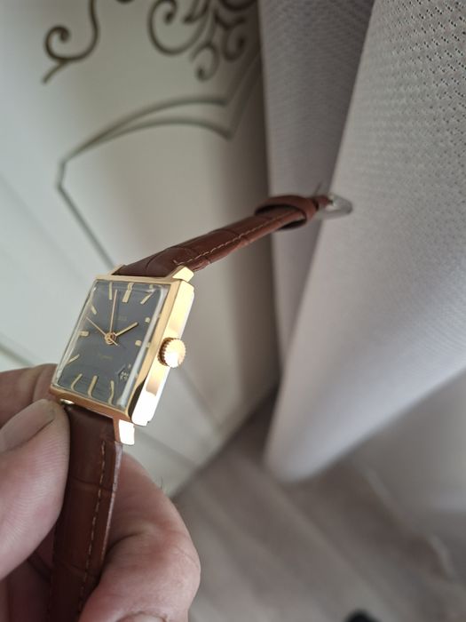 Продам часы СССР