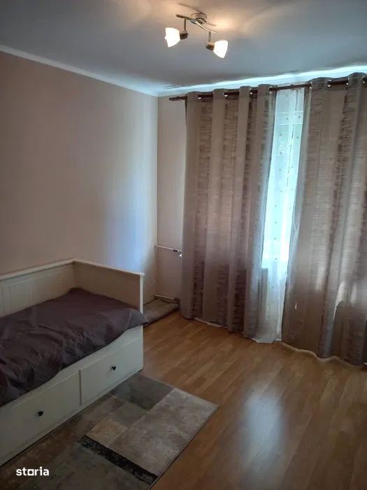 Apartament de inchiriat 2 camere,renovat/ aproape de metrou