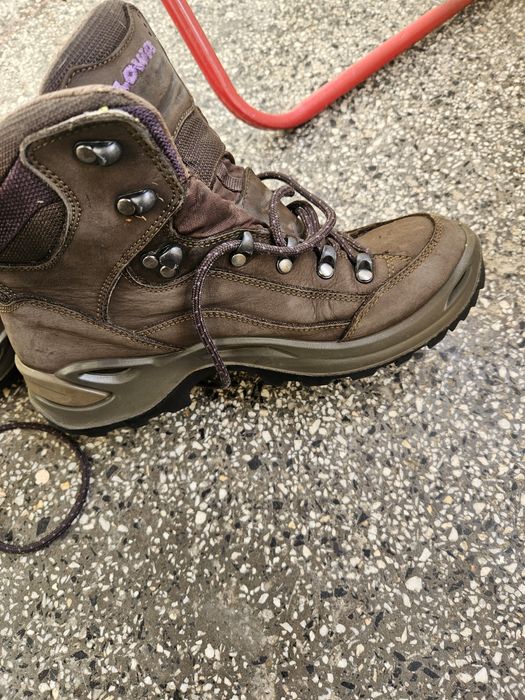 Туристически обувки Lowa Renegade