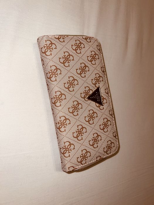 Pirtofel Guess - nou