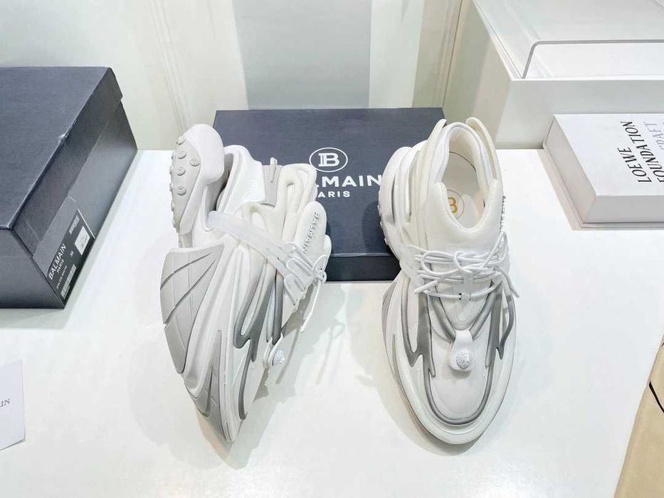 Balmain Unicorn Luxury Premium